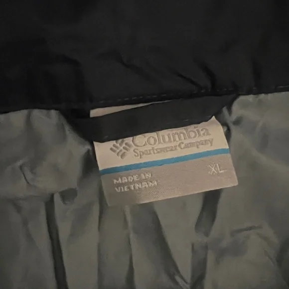 Columbia Women's Deep Blue Ski Jacket - Picture 3 of 4